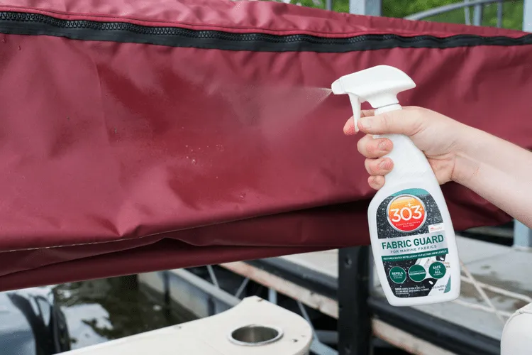 30604 303® Marine Fabric Guard 32oz.
