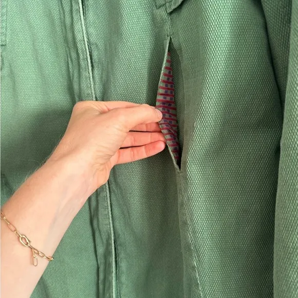 Anthropologie green zip hooded jacket w/cute colorful lining - boho fall size M