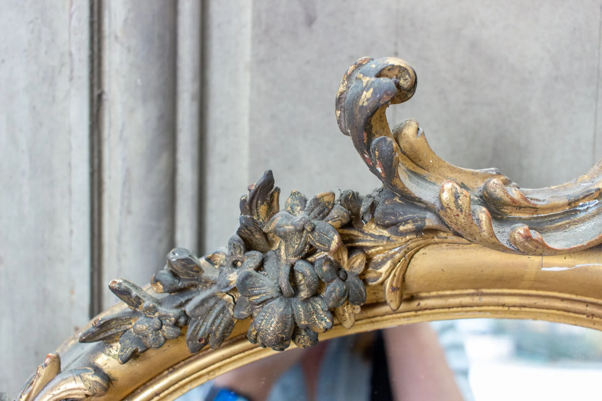 Antique Gilt Full-Length Mirror with Decorative Carvings and Shell Cartouche