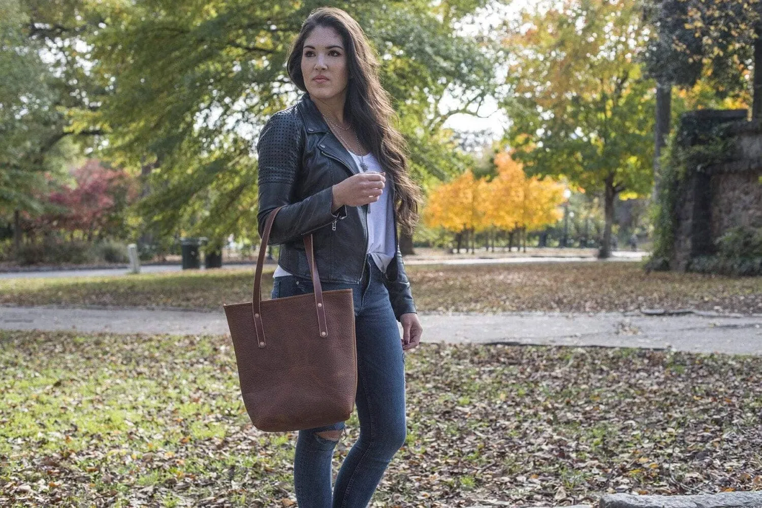 AVERY LEATHER TOTE BAG - SLIM MEDIUM - COBALT BISON