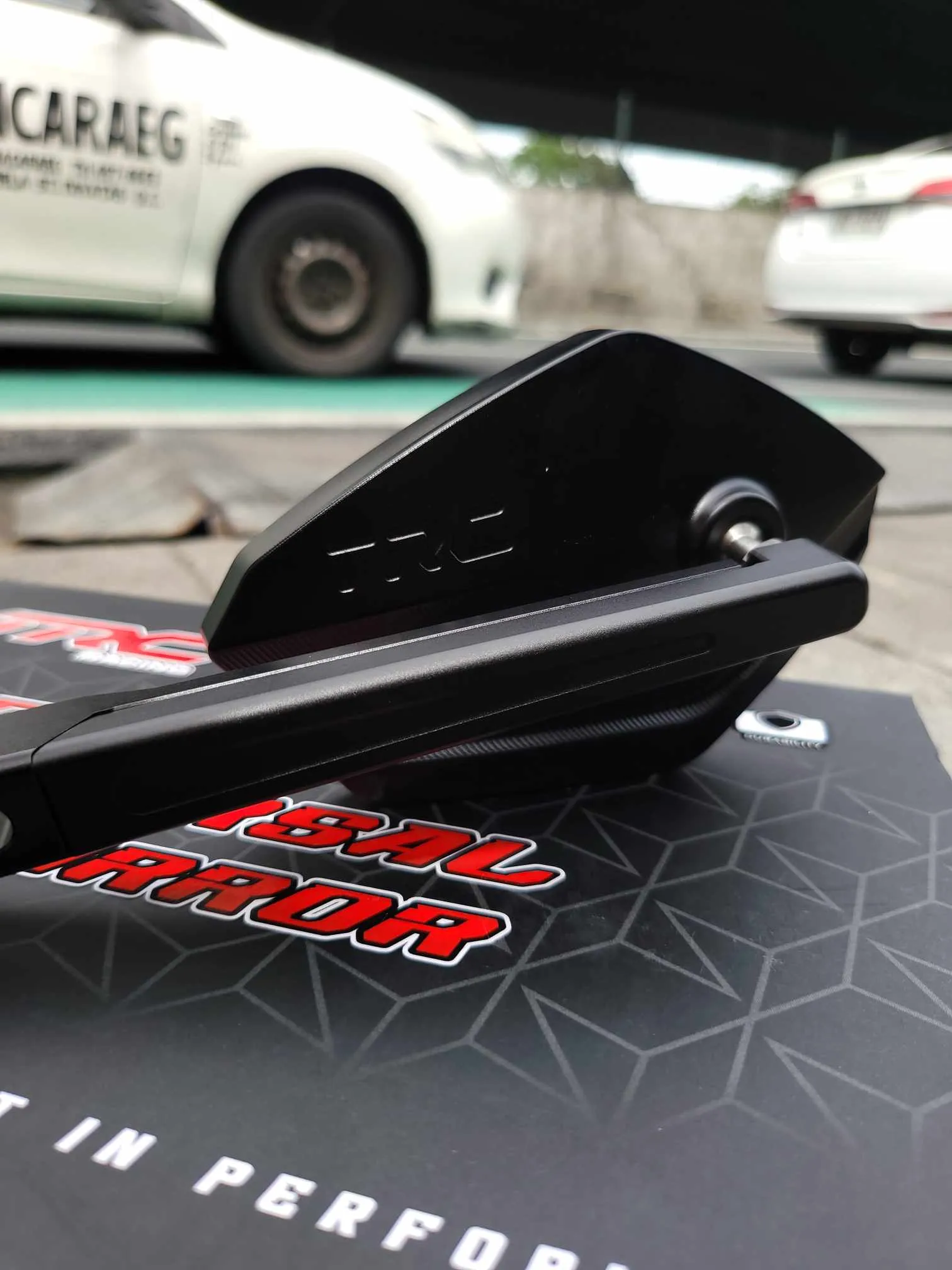 B - TRC SIDE MIRROR 18026