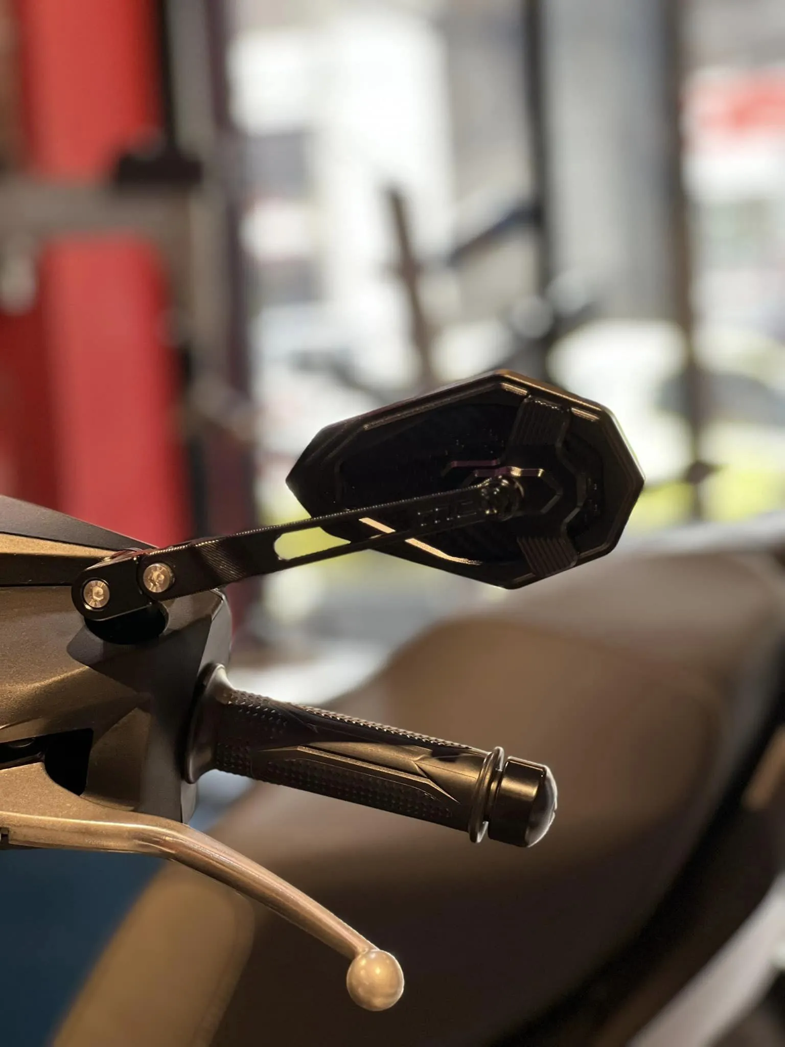 B - TRC SIDE MIRROR 8048