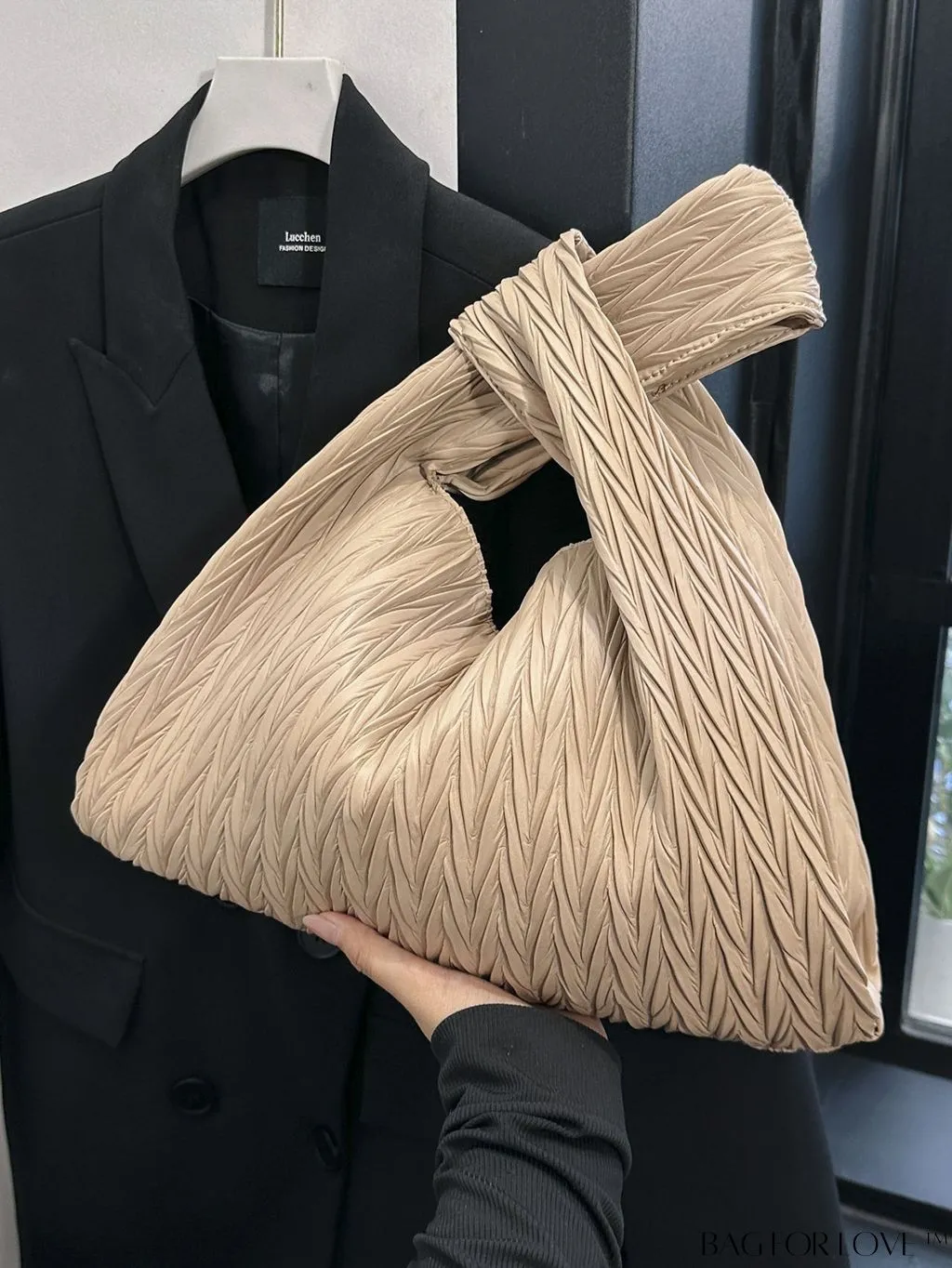 BagForLove - Stylish Cloud-patterned Folded Handbag: Versatile Crossbody for Women, New in 2023