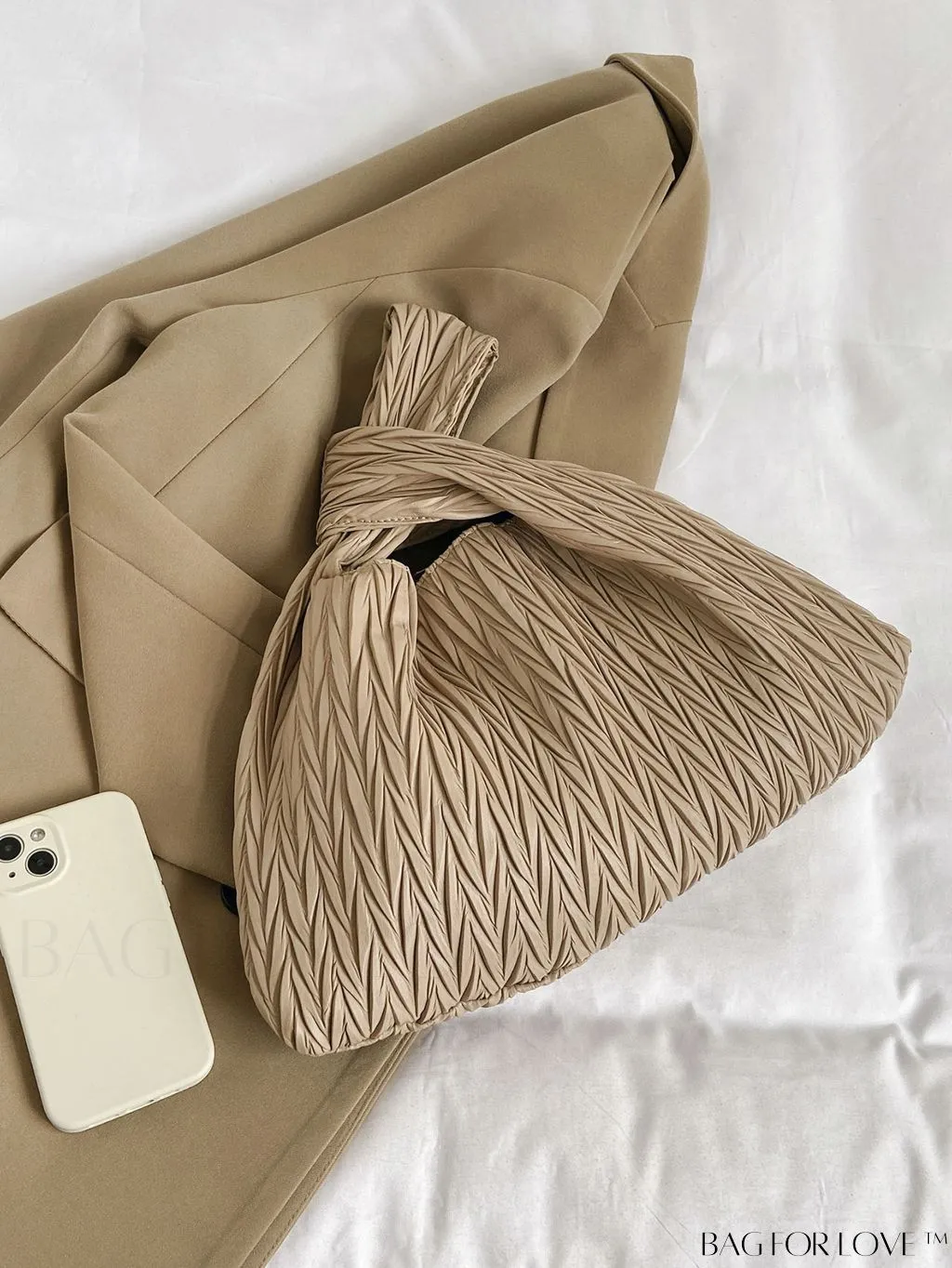 BagForLove - Stylish Cloud-patterned Folded Handbag: Versatile Crossbody for Women, New in 2023