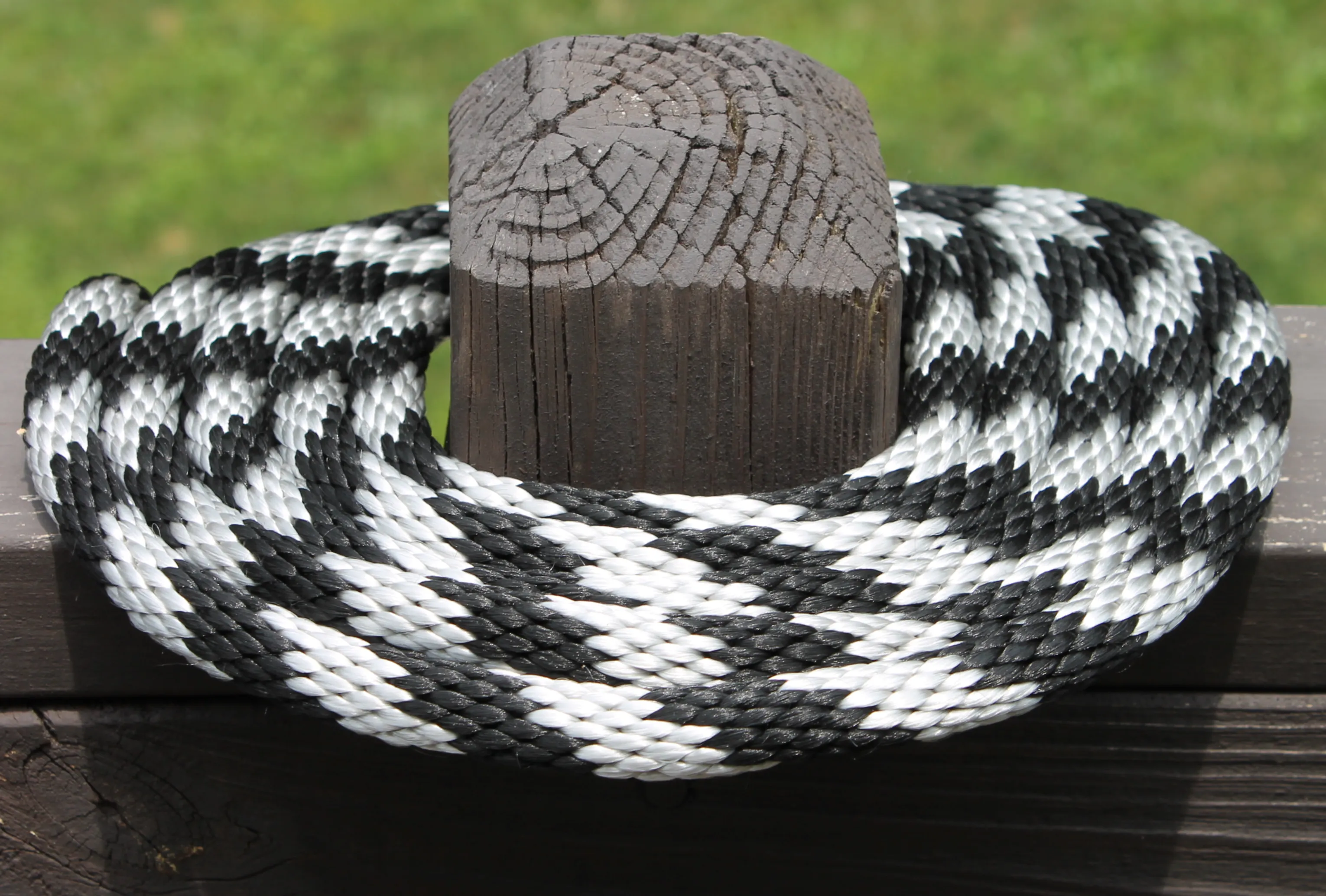 Black and Silver Solid Braided Multifilament Polypropylene Rope