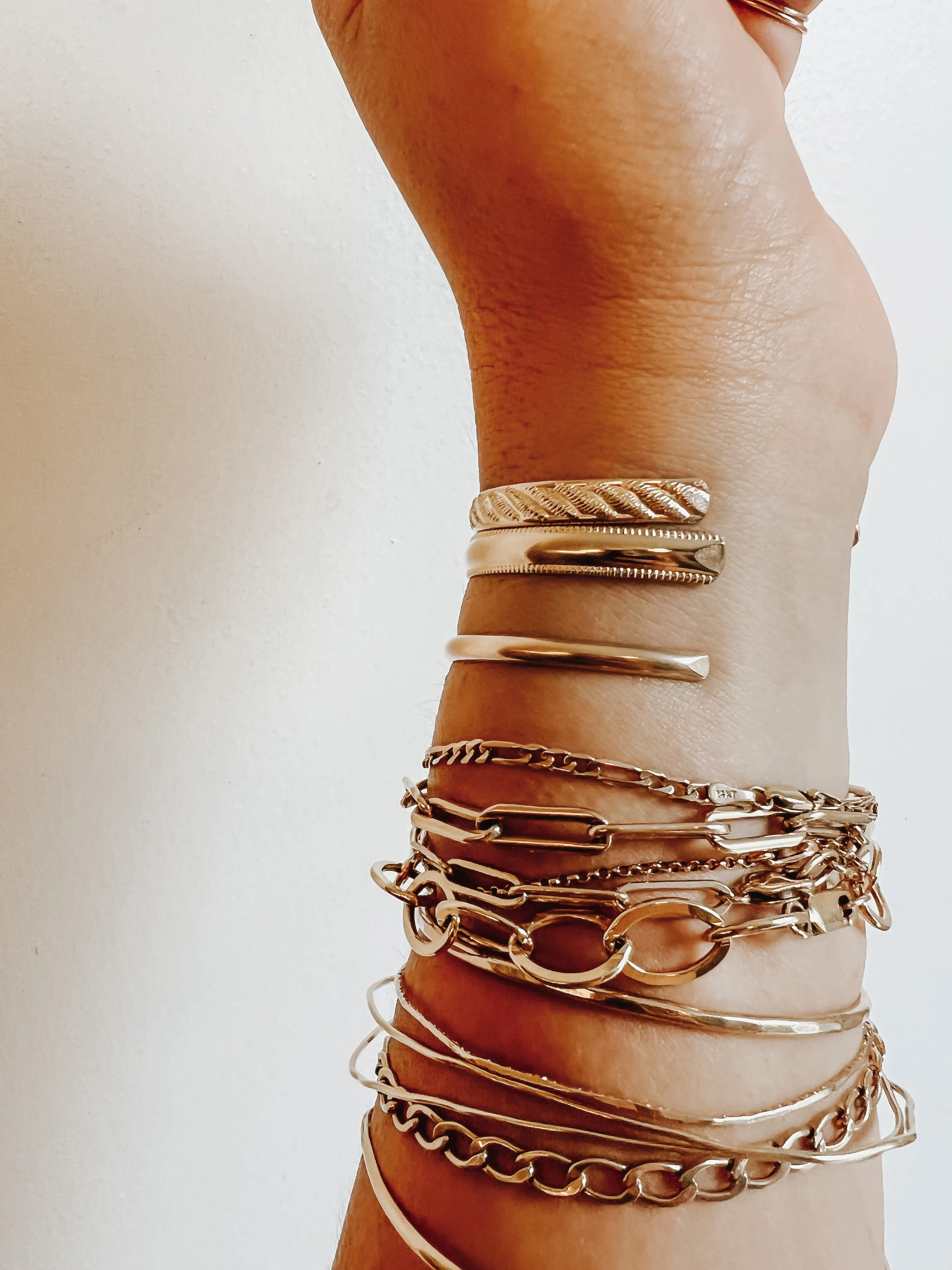 BRAIDED CUFF