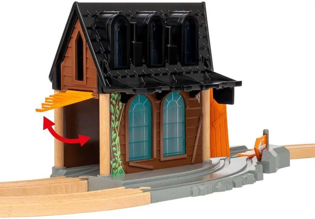Brio Smart Tech Sound Spooky Train Station