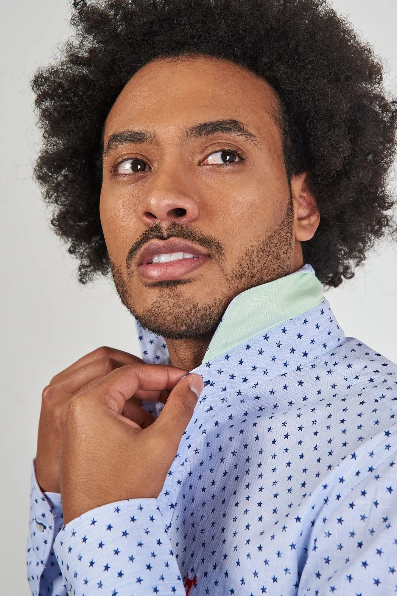 Camisa Lino Estrellas Slim Fit
