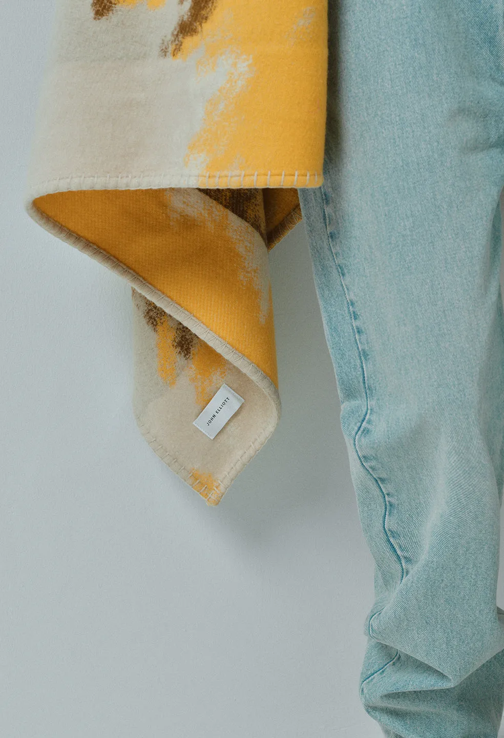 Chateau Cashmere Blend Blanket / Multi