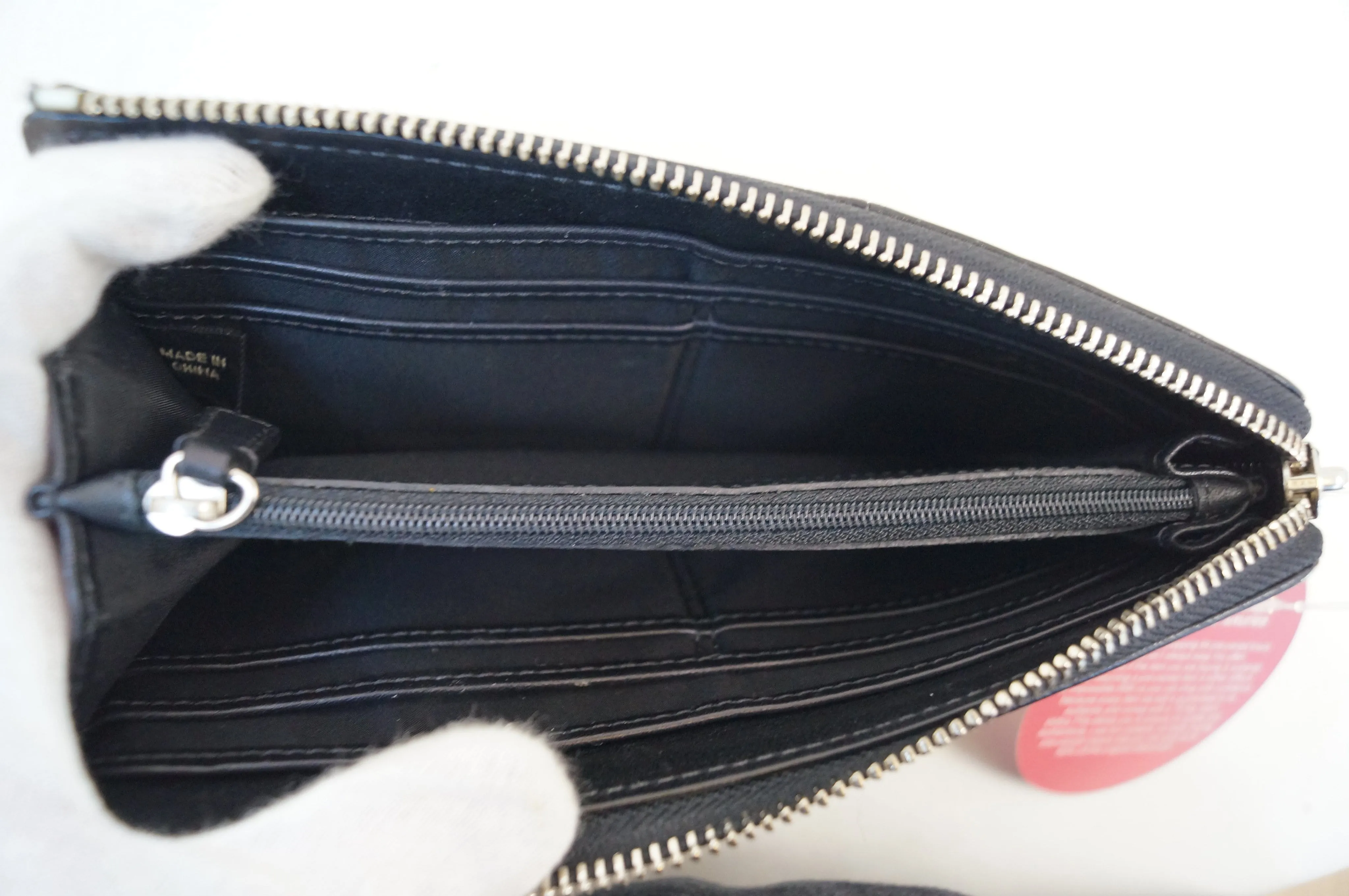 COACH JULIA Black Leather Slim Zip Organizer Wallet Clutch E2968 - Sale