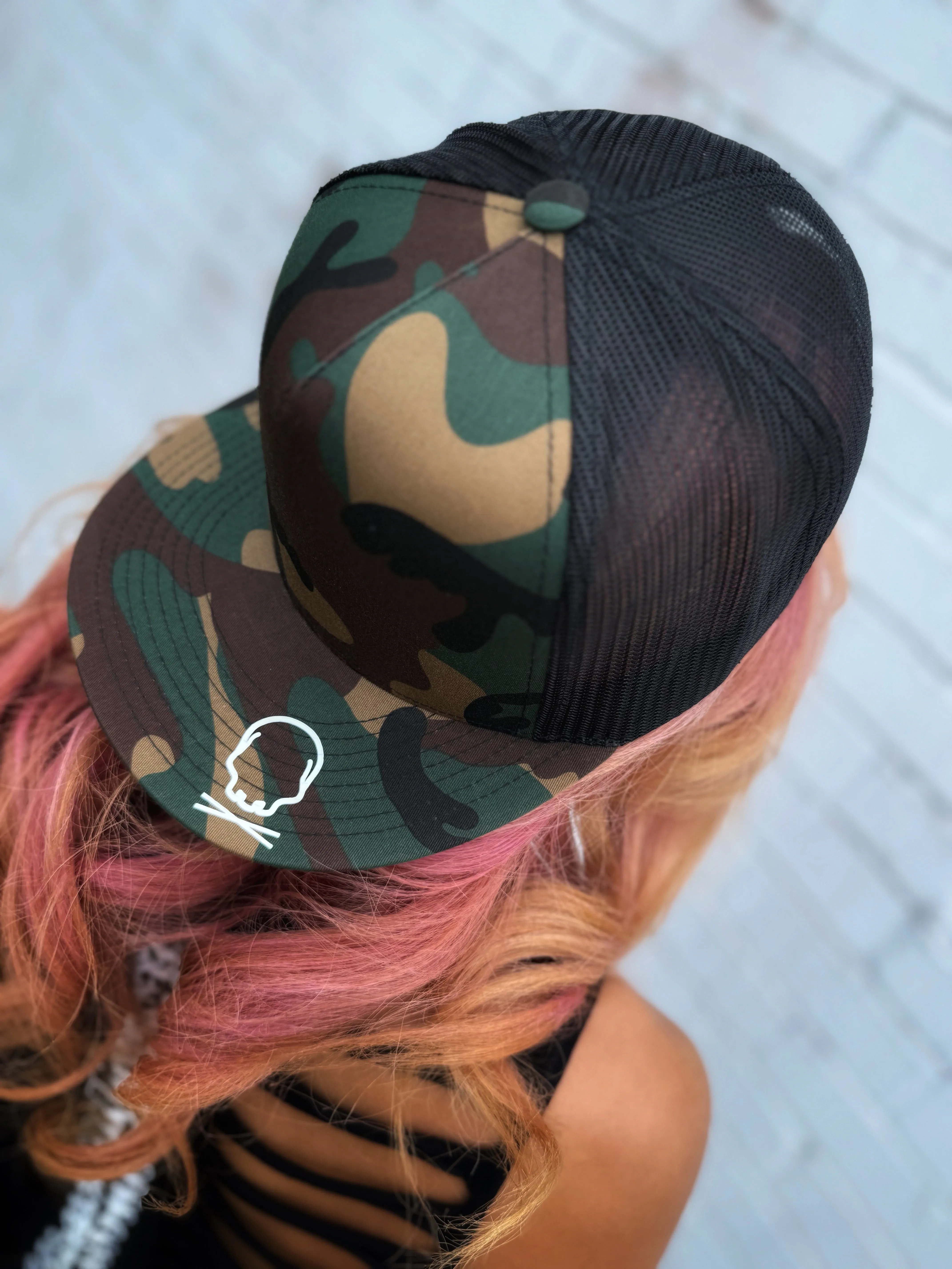 FEELINGS SIDE STYLE GREEN CAMO HAT