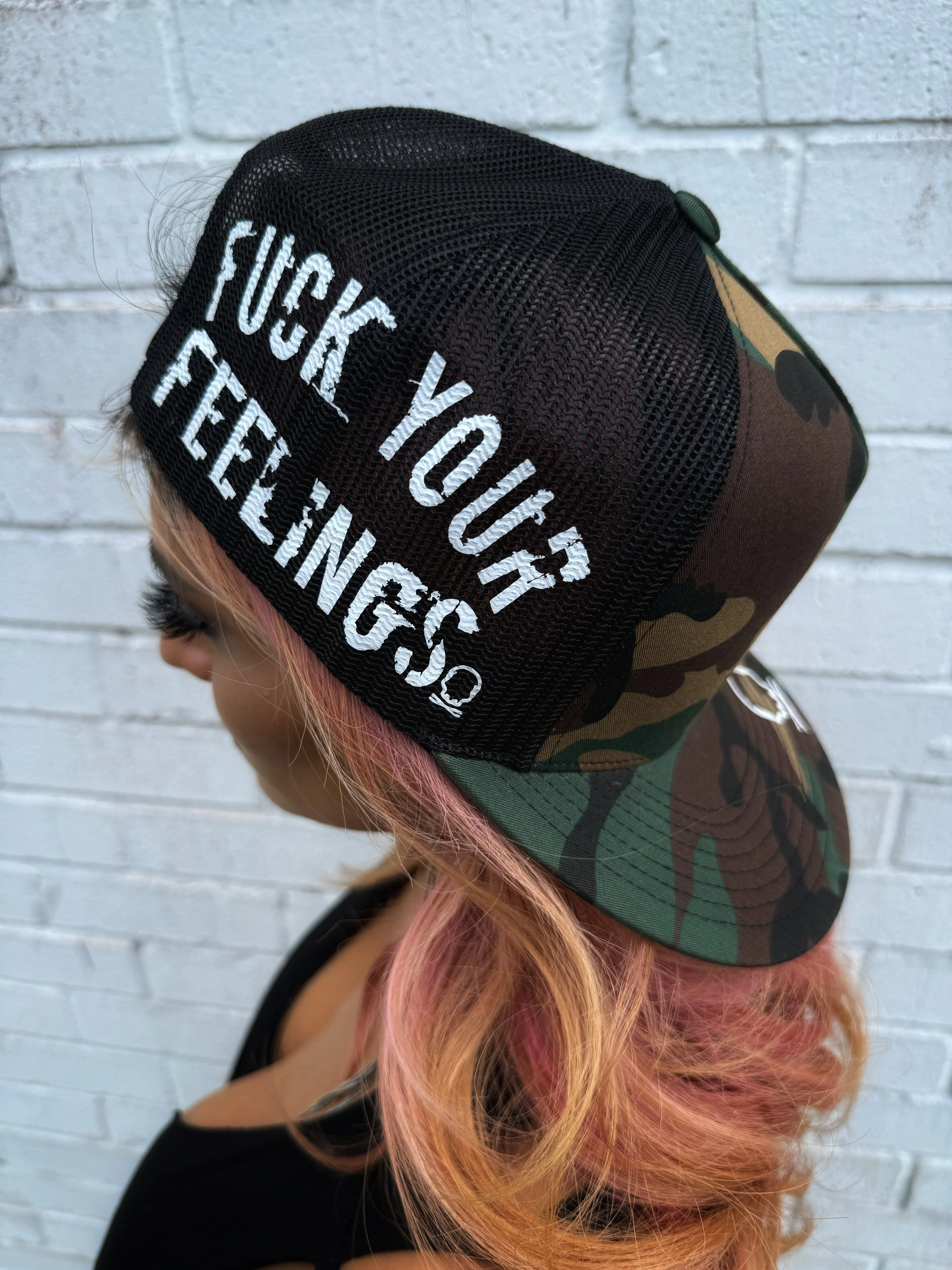 FEELINGS SIDE STYLE GREEN CAMO HAT