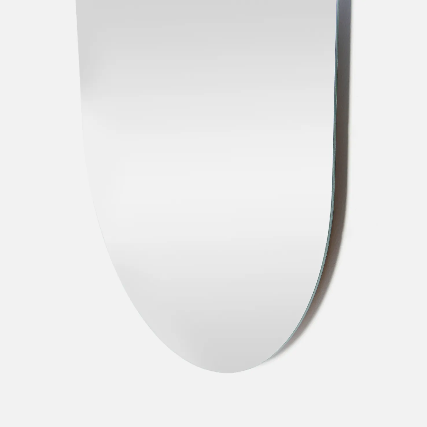 Float Frameless Pill Mirror