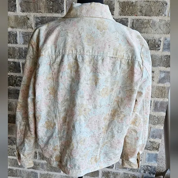 Floral Printed Denim Jacket Size Large