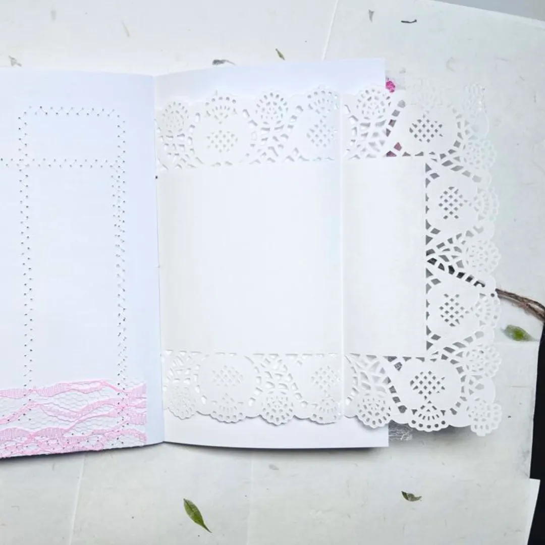Flowers In Bloom - Treasure Book (Junk Journal)