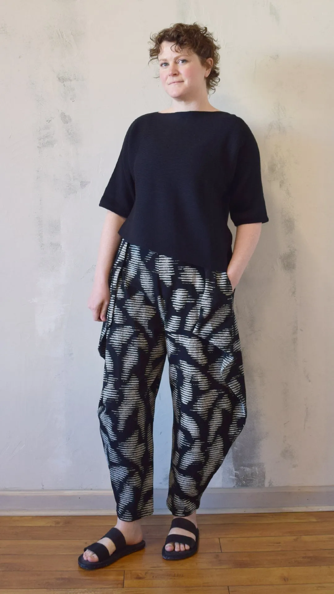 Gaia Pant in Black Lotus