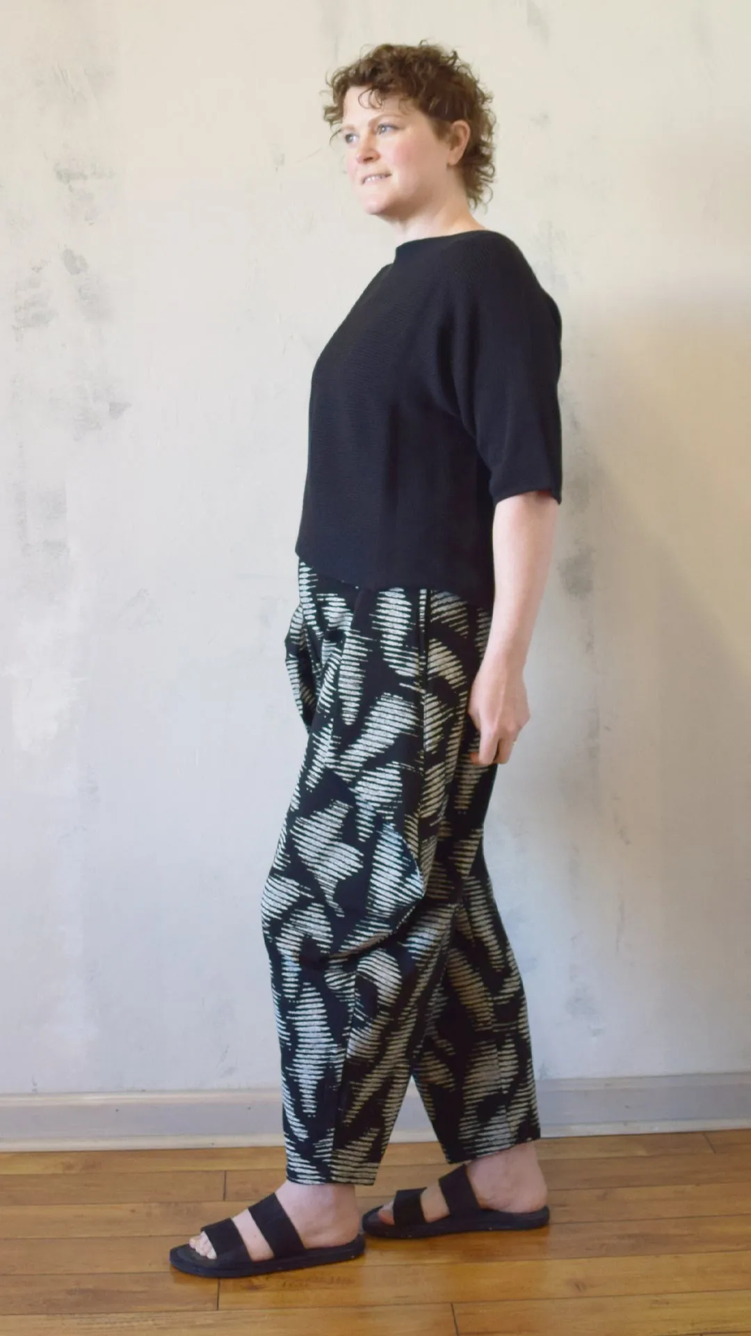 Gaia Pant in Black Lotus