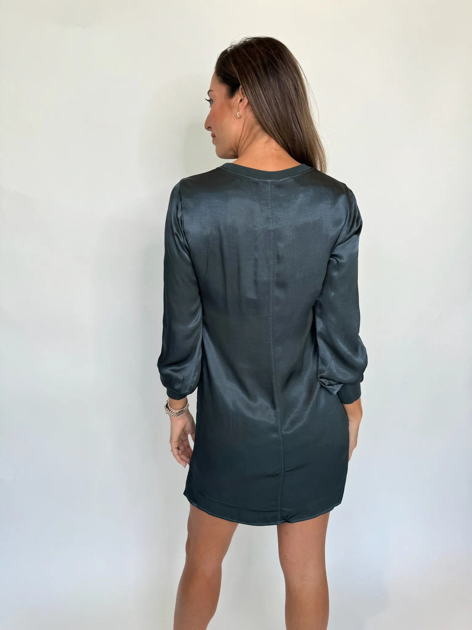 LA Made Wells Silky Dress Pine Green