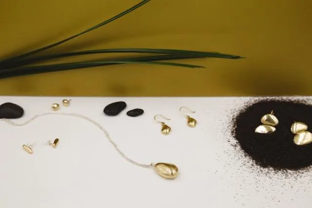 Long Pebble Stud Earrings | Gold