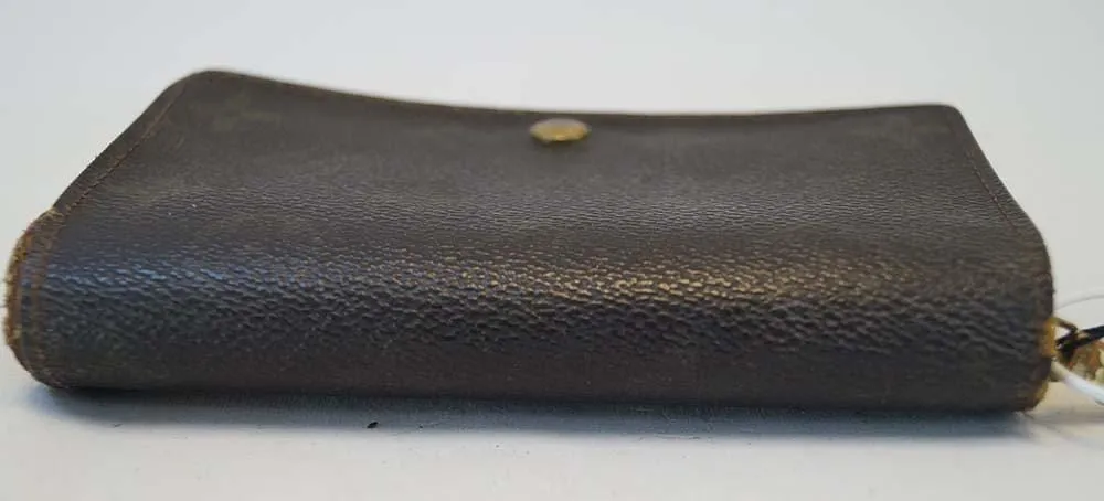 LOUIS VUITTON Monogram Porte Monnaie Wallet - Last Call