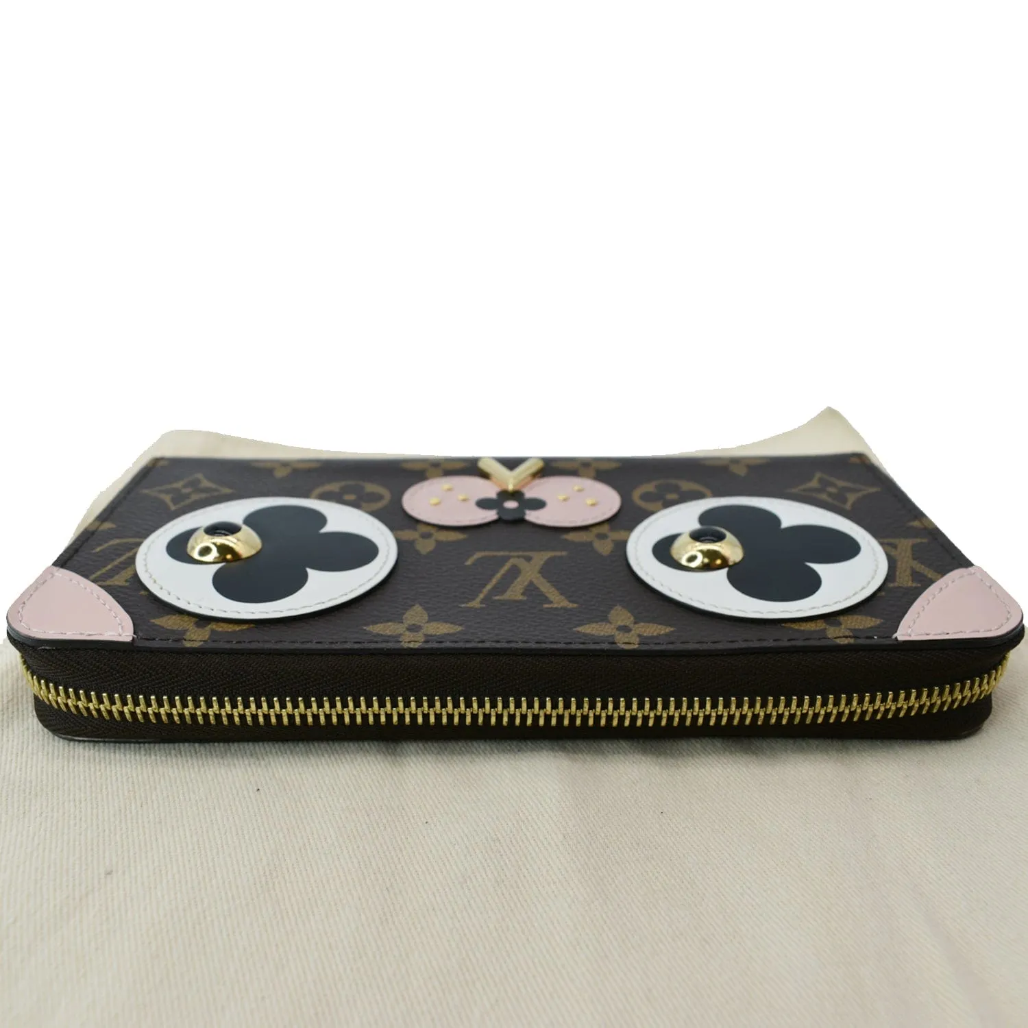 LOUIS VUITTON Valentine Dog Zippy Monogram Canvas Wallet Brown