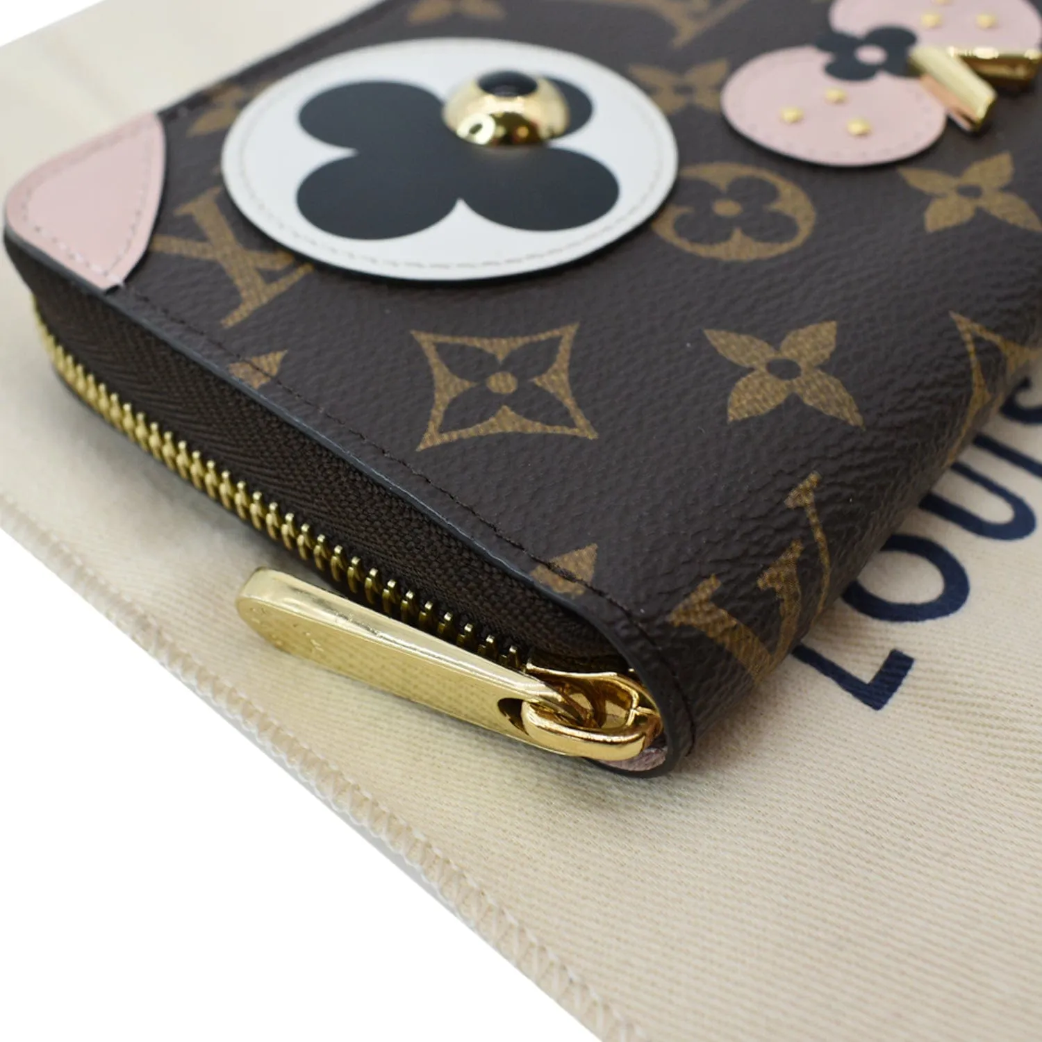 LOUIS VUITTON Valentine Dog Zippy Monogram Canvas Wallet Brown