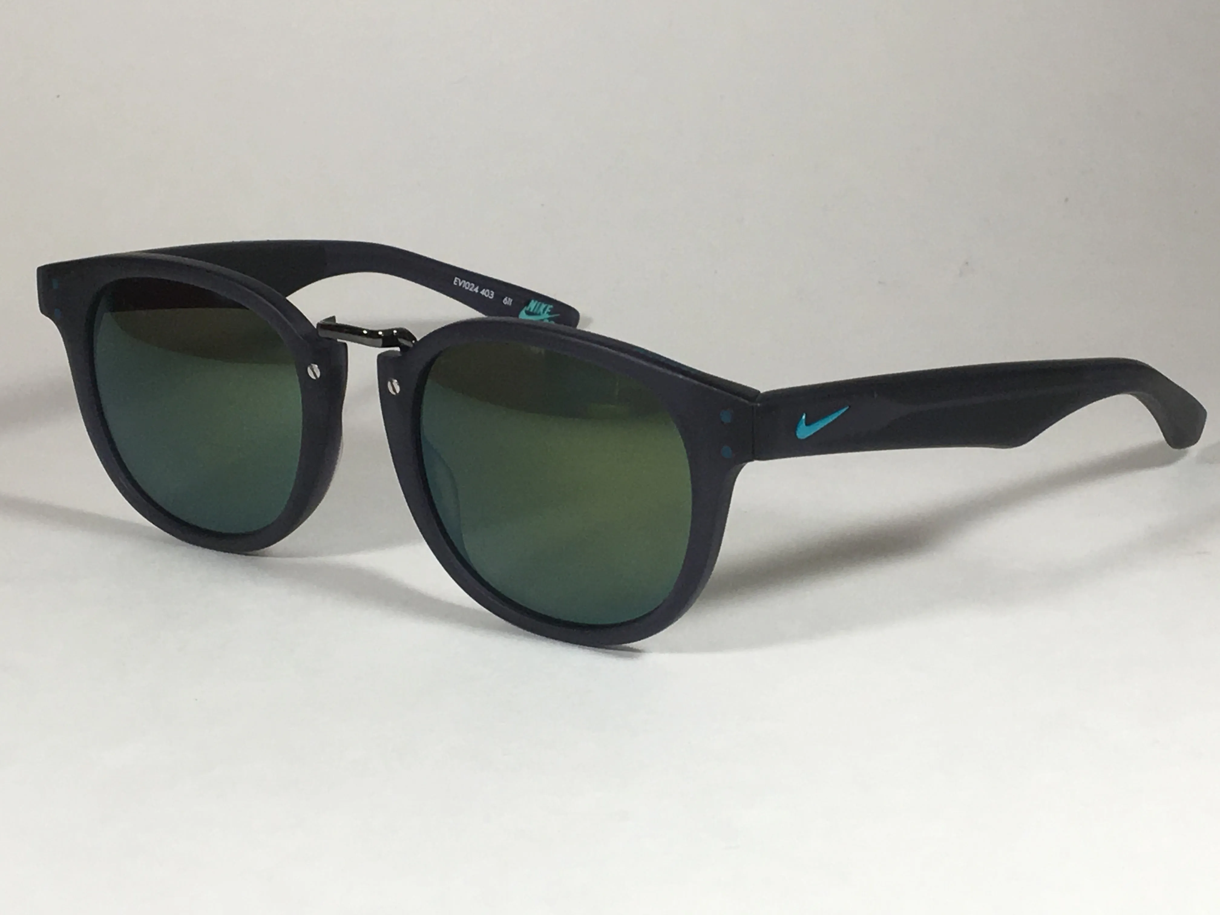 NIKE ACHIEVE Sunglasses EV1024 Matte Obsidian Gray Green Triflection Petrol Lens