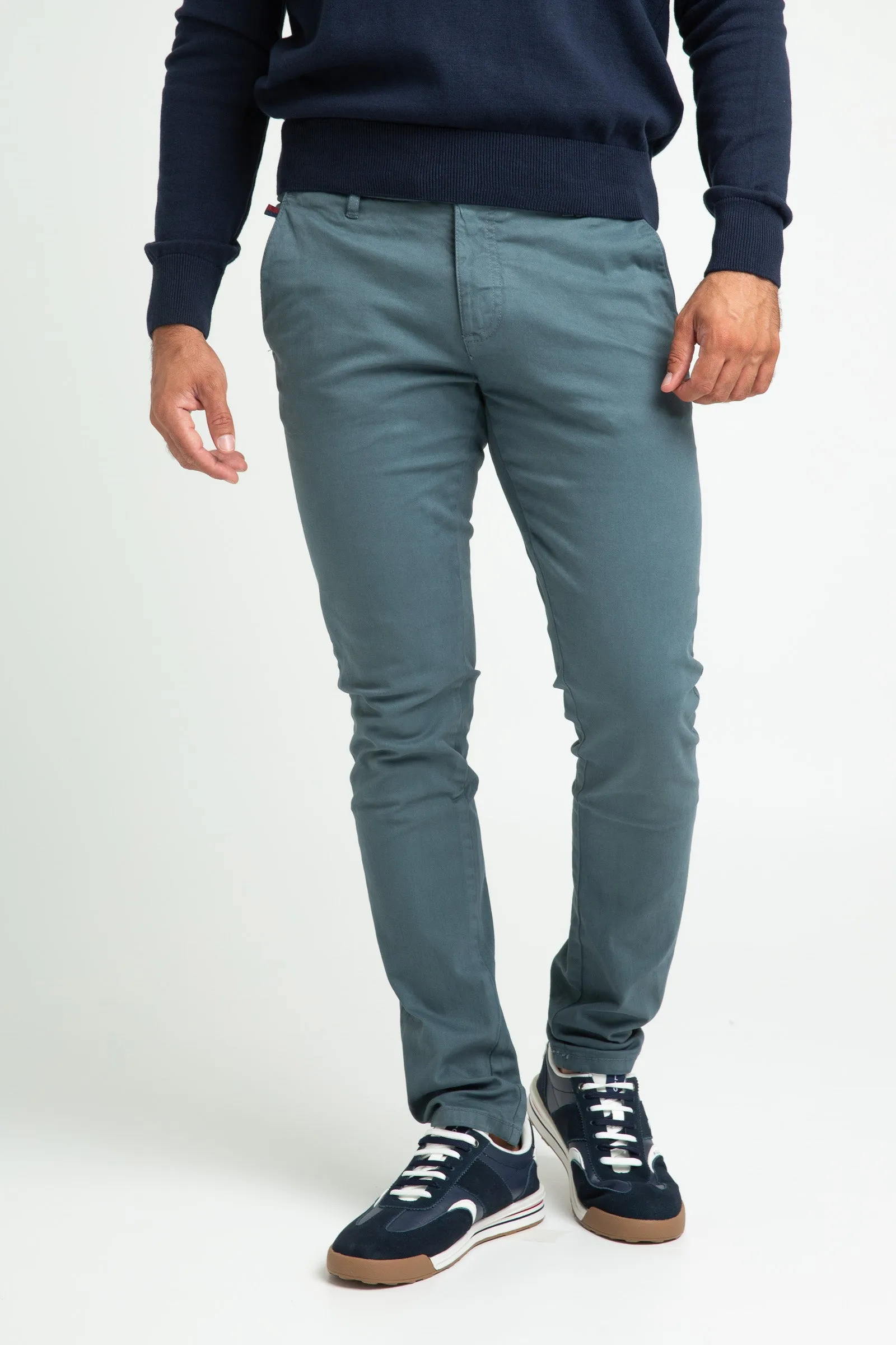 Pantalón Chino Petróleo