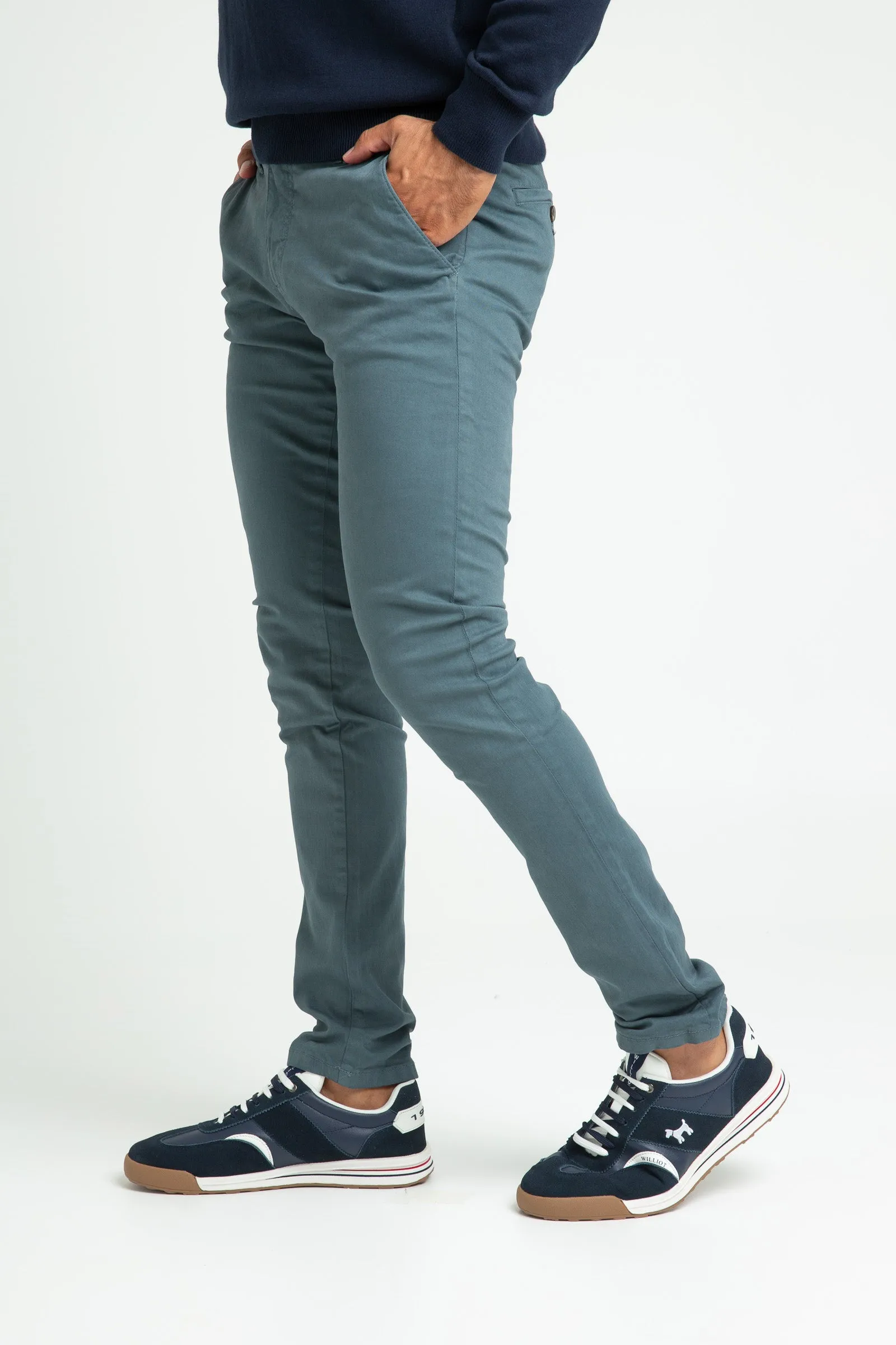 Pantalón Chino Petróleo