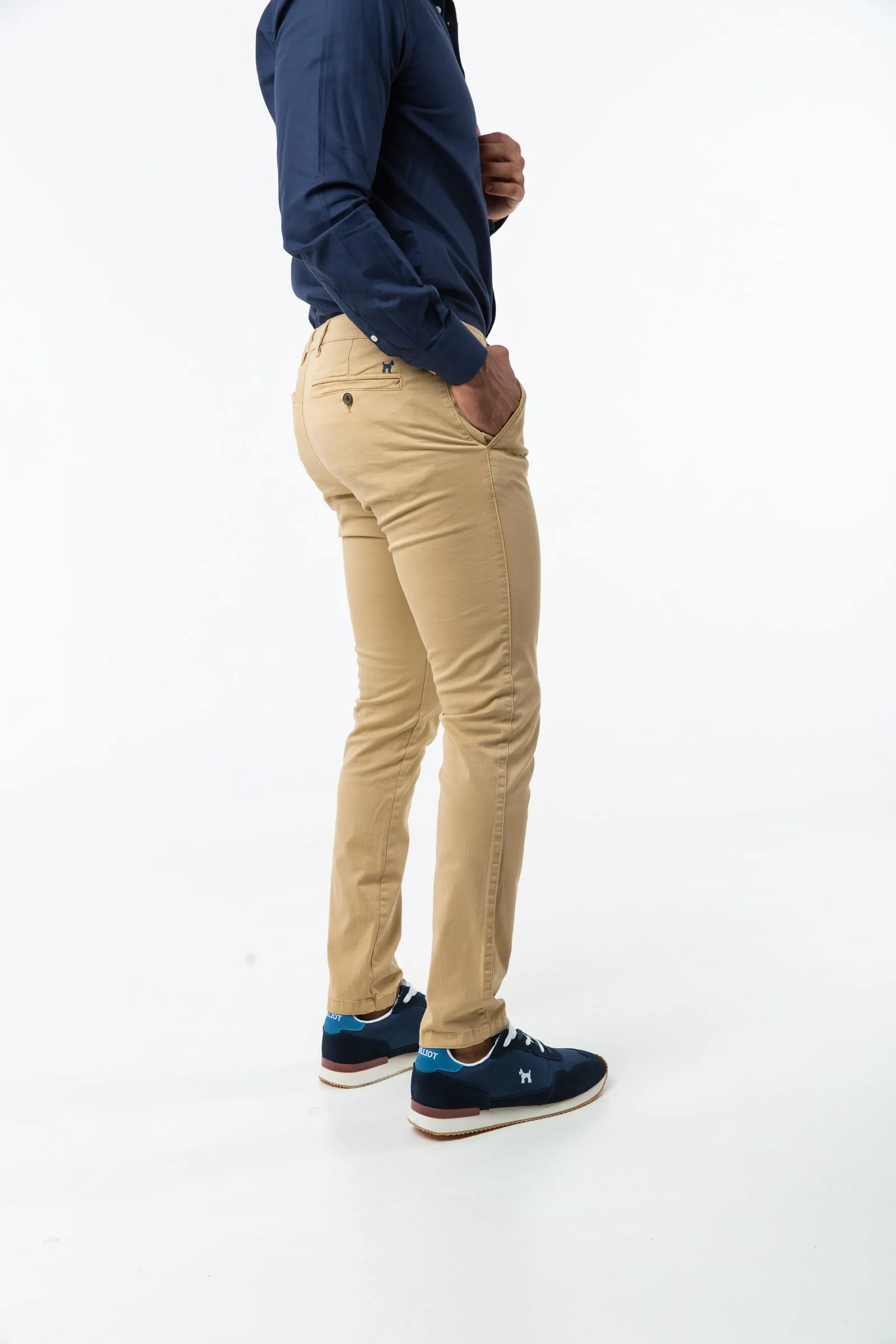 Pantalón Chino Slim Beige