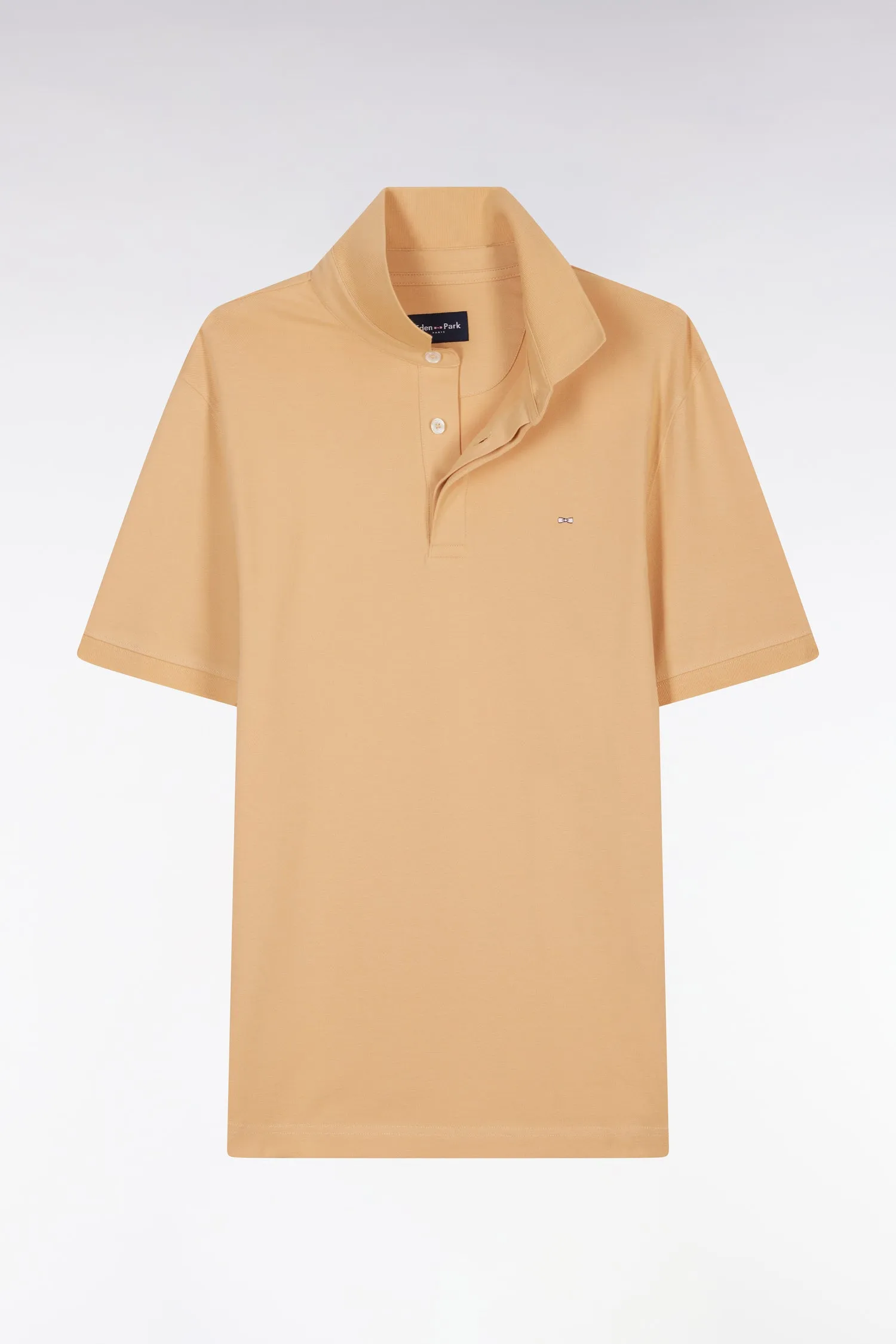 Polo à manches courtes en piqué coton stretch camel coupe ajustée