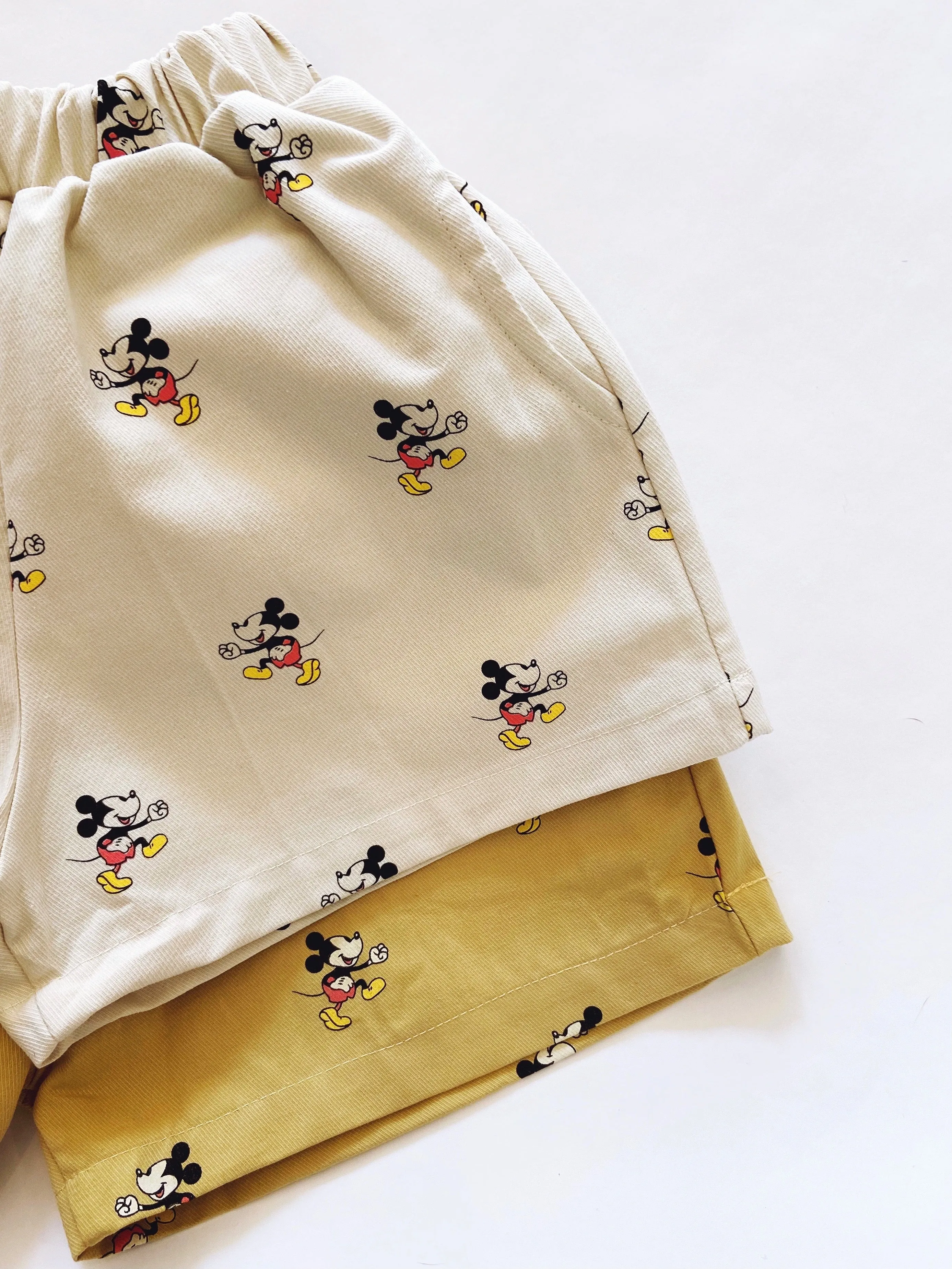 " Hiya Guys " Mickey Shorts