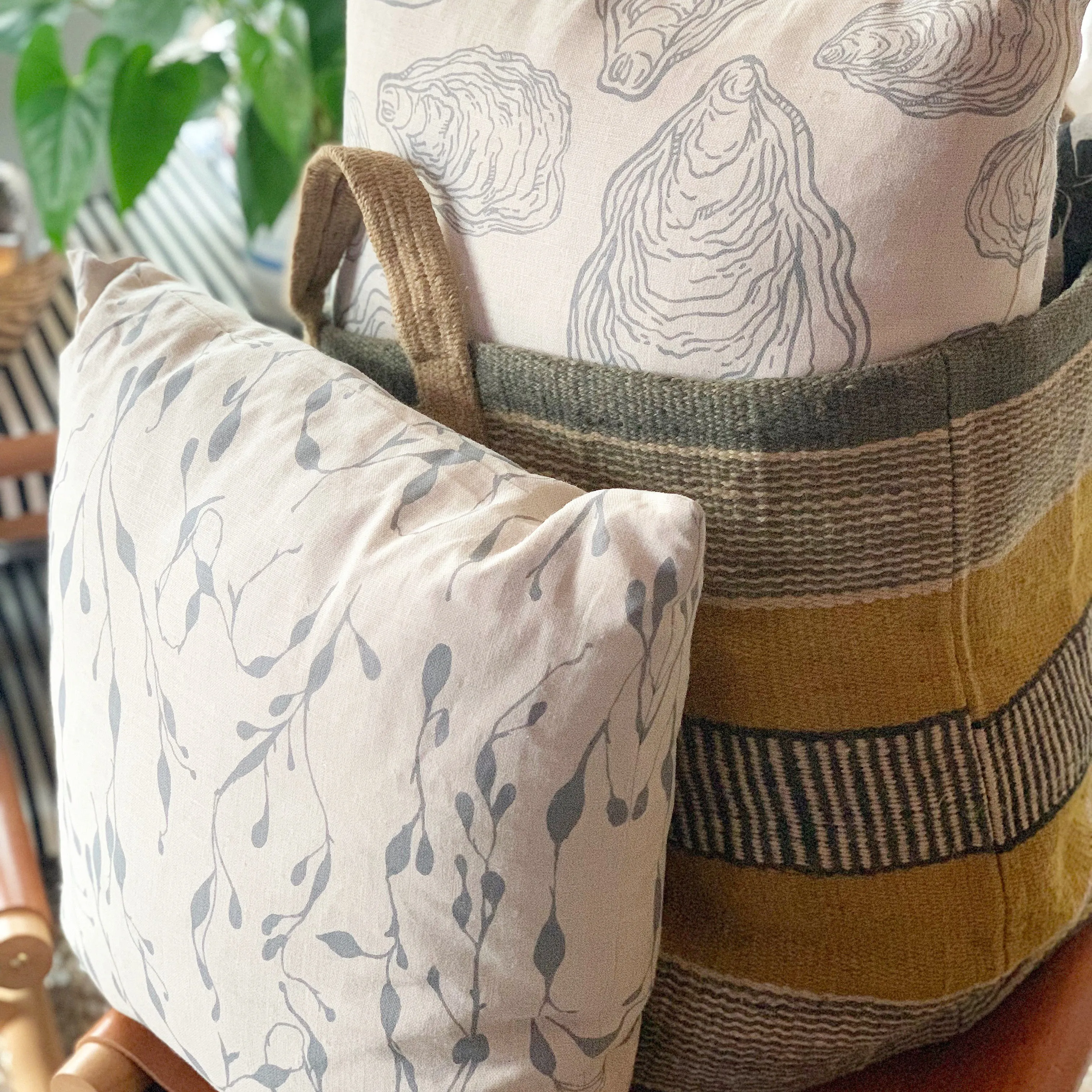 Seaweed Pillow - Cape Cod Grey
