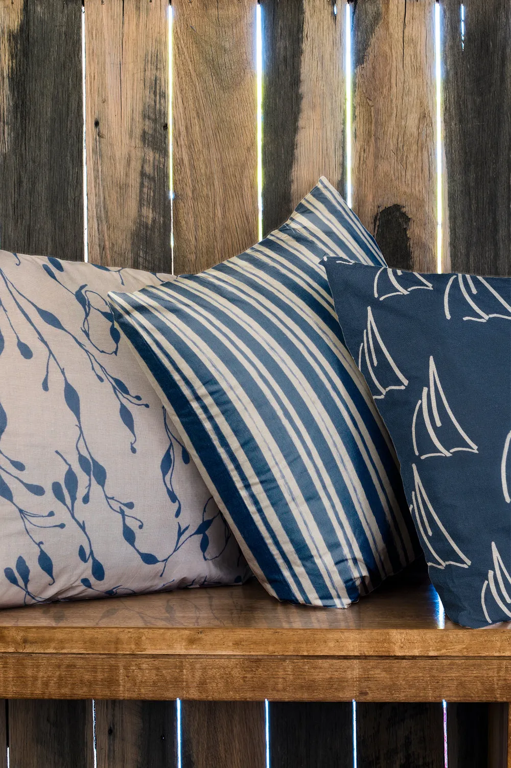Seaweed Pillow - Navy