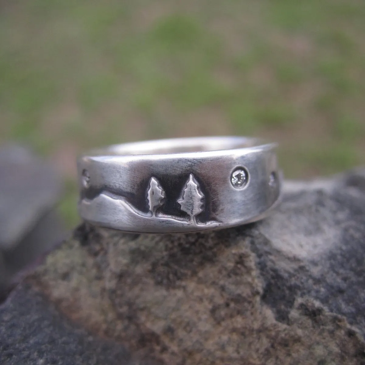Silver Diamond Twilight Shoreline Ring