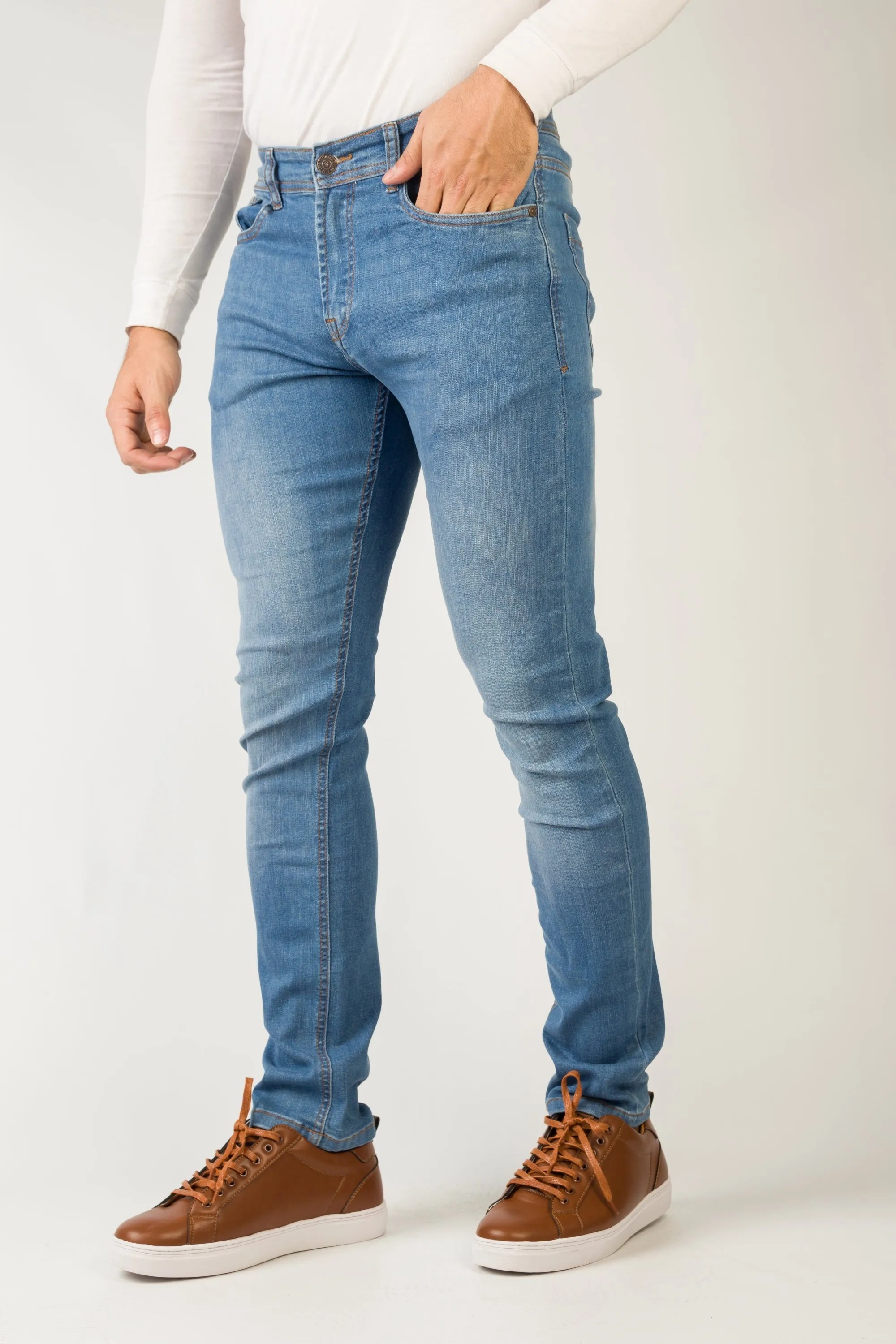Smart Fit Light Washed Jeans