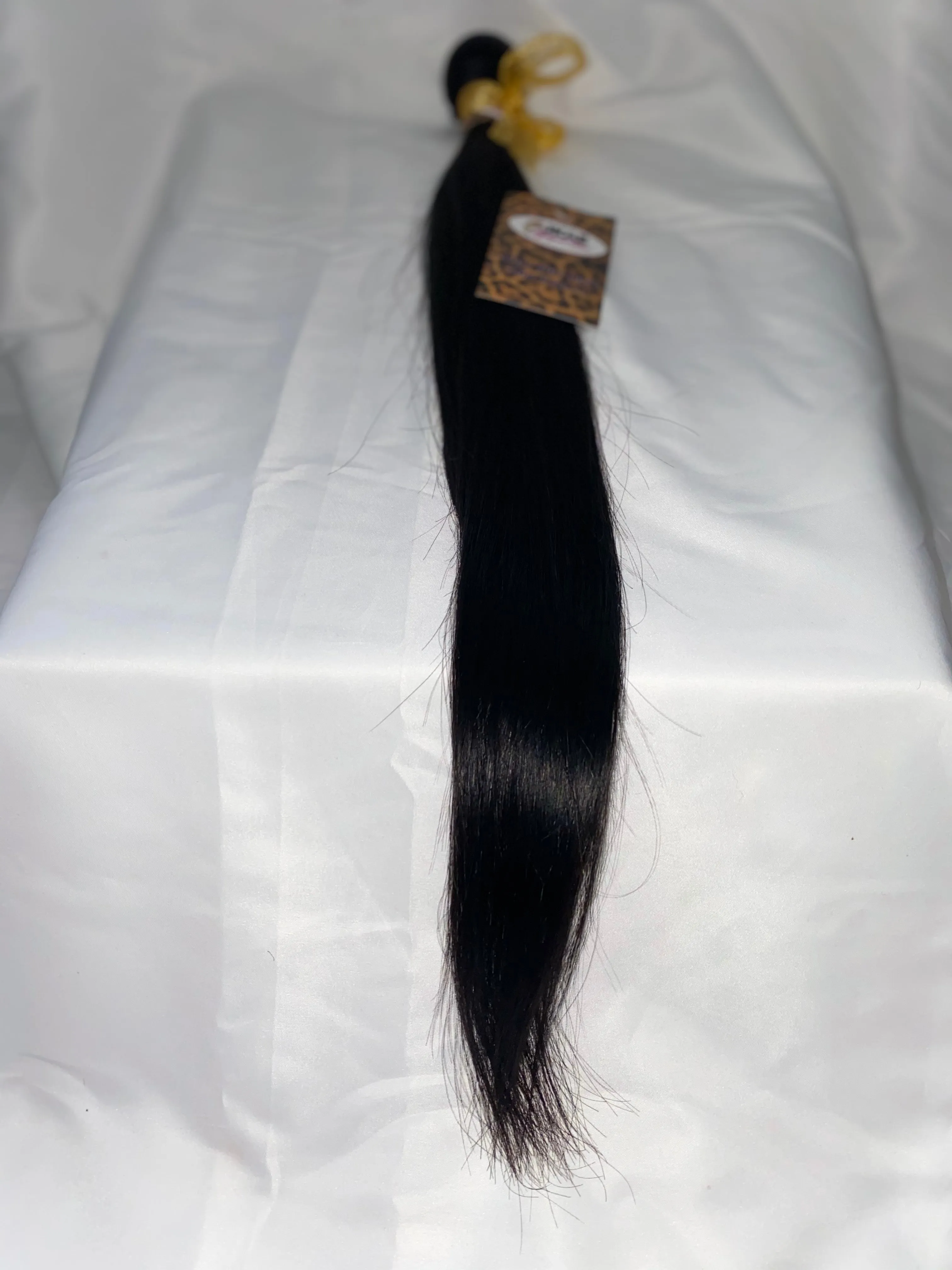 STRAIGHT | BUNDLE 26”28”30” 100% UNPROCESSED HAIR BUNDLES