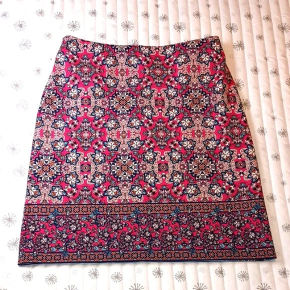 Talbots Geometric Patterned Skirt - Red and Blue NWOT