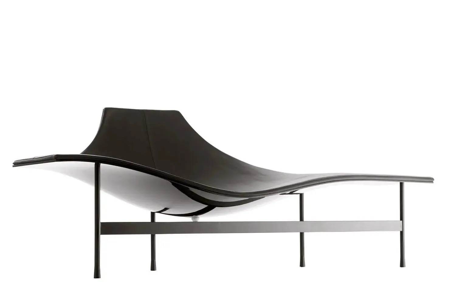 Terminal 1 - Chaise Longue