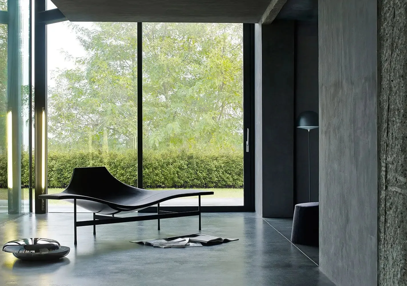 Terminal 1 - Chaise Longue