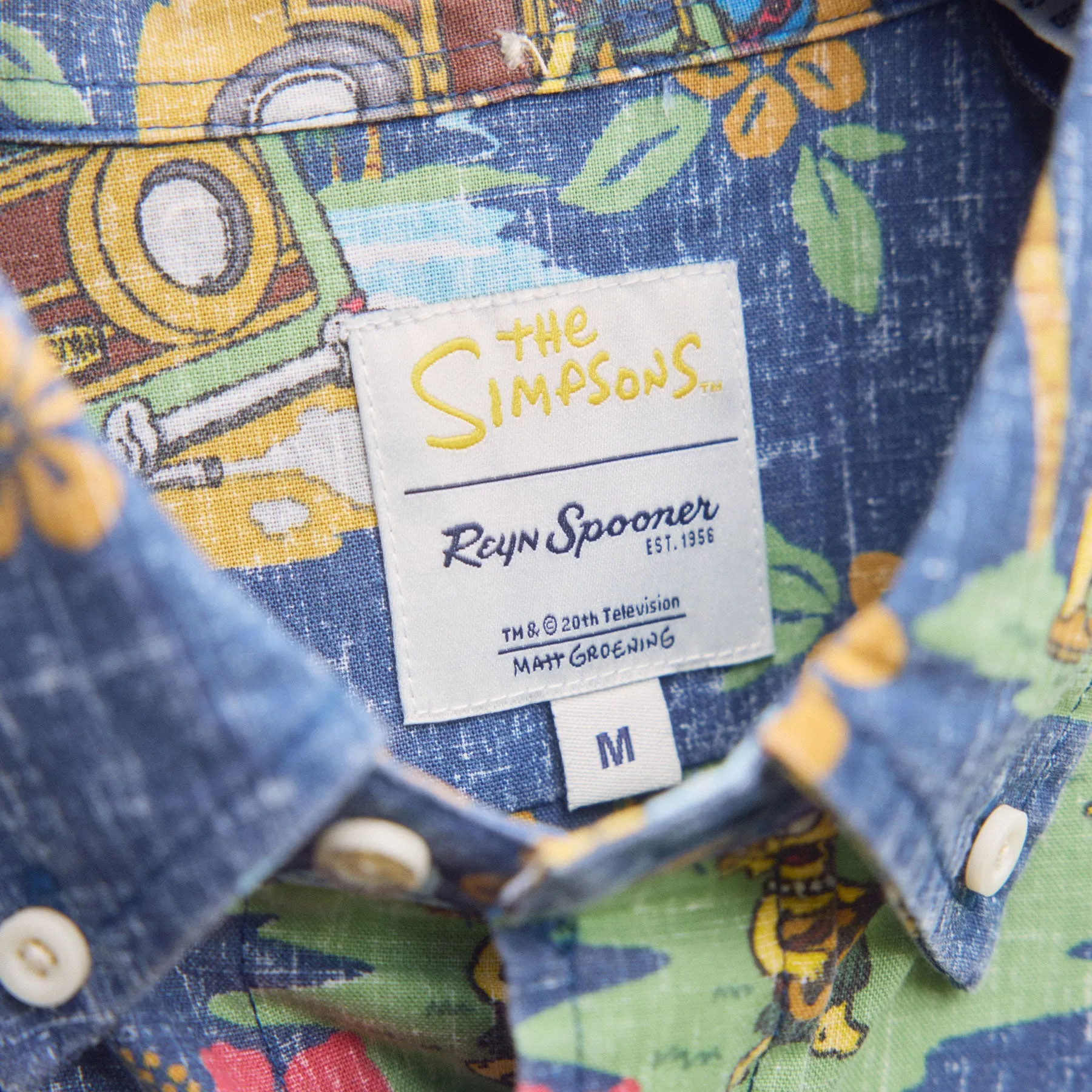 THE SIMPSONS™ HAWAIIAN VACATION