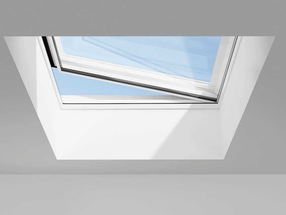 VELUX CVU 120120 S06Q SOLAR Powered Flat Glass Rooflight Package 120 x 120 cm (Including CVU Triple Glazed Base & ISU Flat Glass Top Cover)
