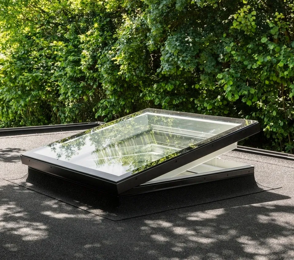 VELUX CVU 120120 S06Q SOLAR Powered Flat Glass Rooflight Package 120 x 120 cm (Including CVU Triple Glazed Base & ISU Flat Glass Top Cover)